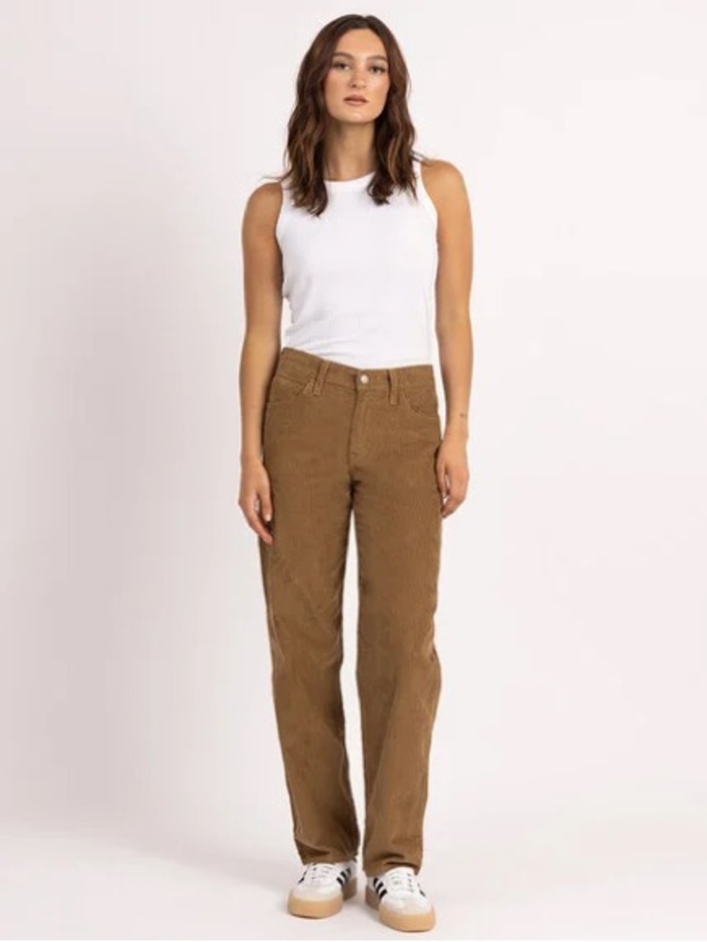 Levi's 94 Baggy Corduroy Jean in Camel Size 27